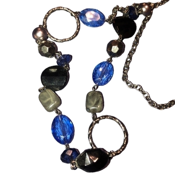 Green and blue necklace - Picture 1 of 10